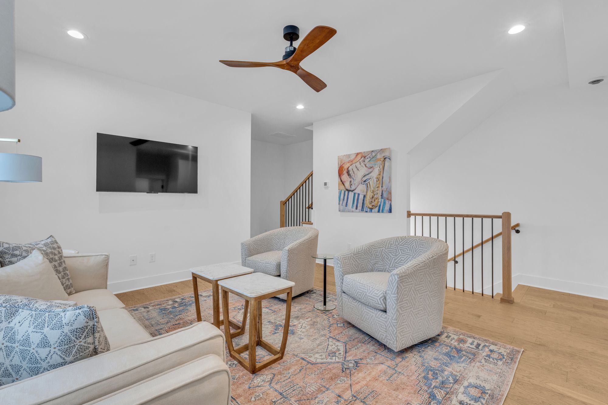 The Clare interior and exterior photo 8